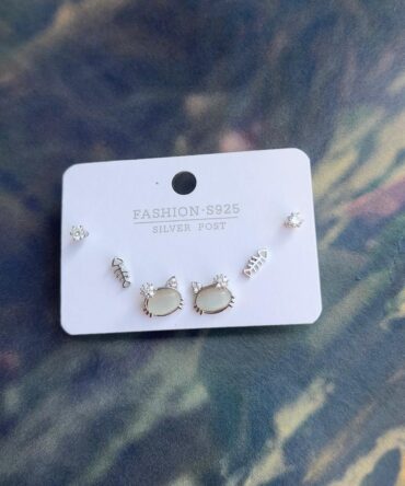Set of 3 Stud Earrings (In Silver)