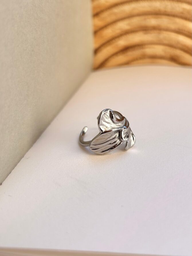 Abstract Petal Ring - Image 2