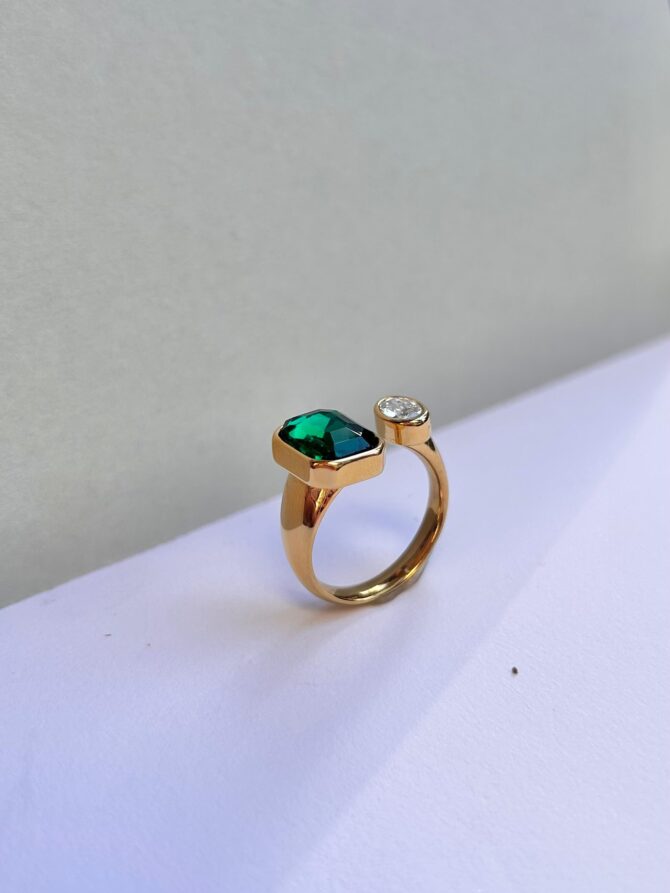 green and white emerald ring - Image 2