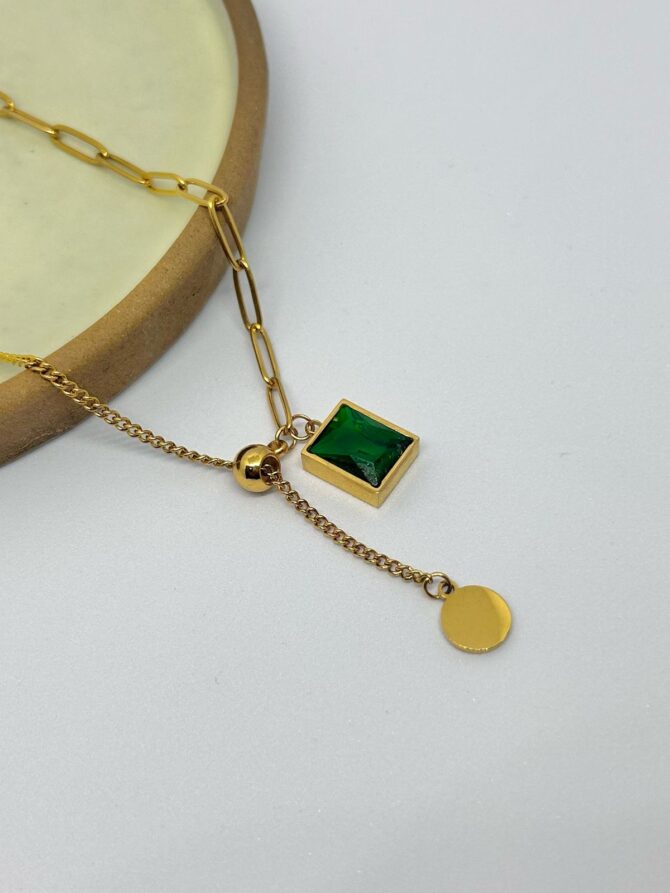 Hanging Chain Emerald Necklace