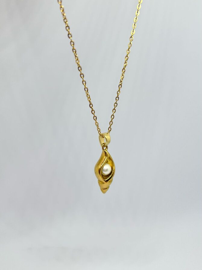 Pearl shell Necklace - Image 2