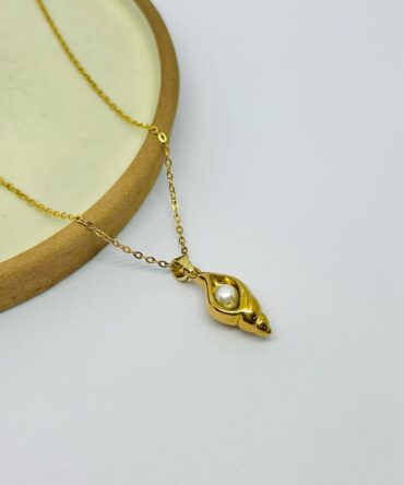 Pearl shell Necklace