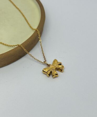 Little Bow Necklace