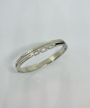 Stone Silver Bangle