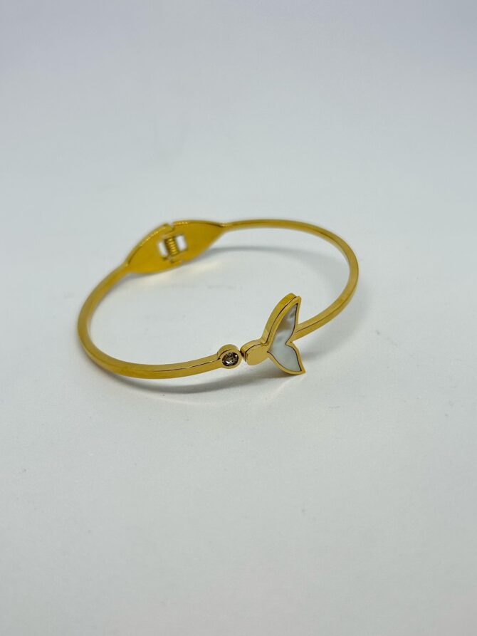 Fish Tail Stone Gold Bangle