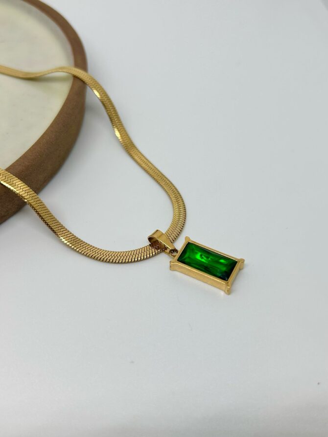 Snake Chain Rectangle Emerald Necklace