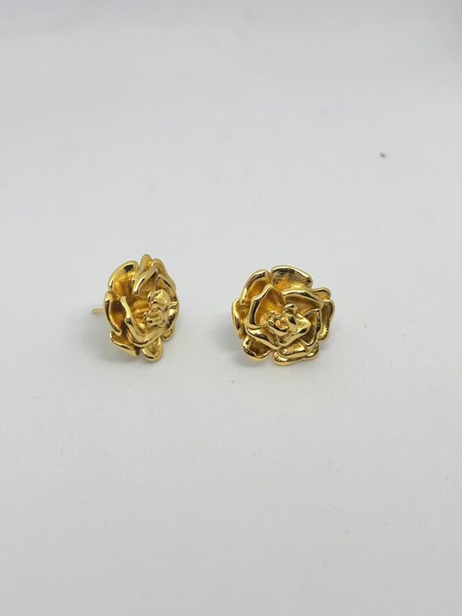 Rose earrings