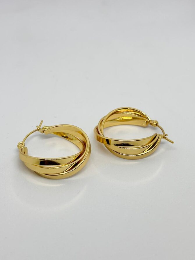 Crossin tri stand earrings