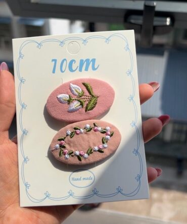 Petal | Embroidery Handmade Hair Clips (Set of 2)