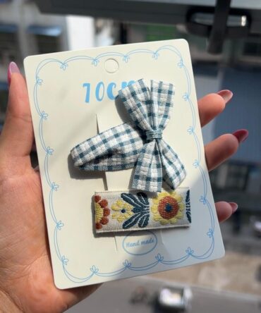 Check | Embroidery Handmade Hair Clips (Set of 2)