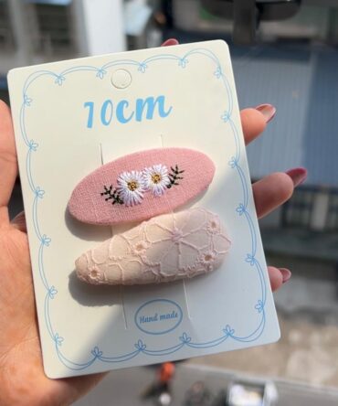 Pastel | Embroidery Handmade Hair Clips (Set of 2)