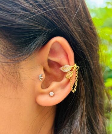 Leaf Hugging Ear Cuff (Available in Silver and Golden Coating)