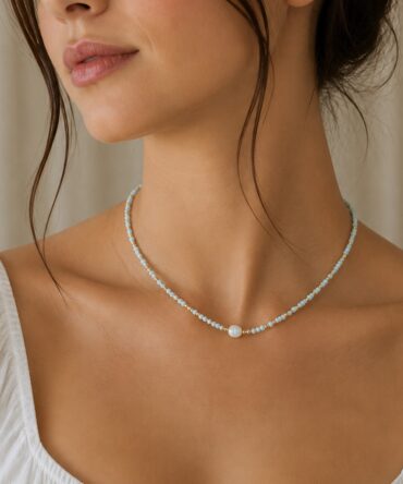 Vintage Pearl Beaded Necklace