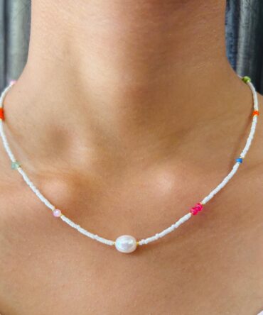 Snow-white Beaded Necklace