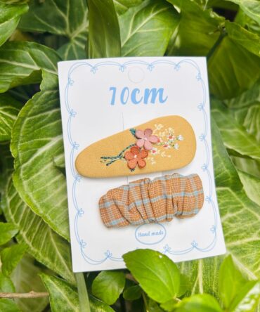 Dusky | Embroidery Handmade Hair Clips (Set of 2)
